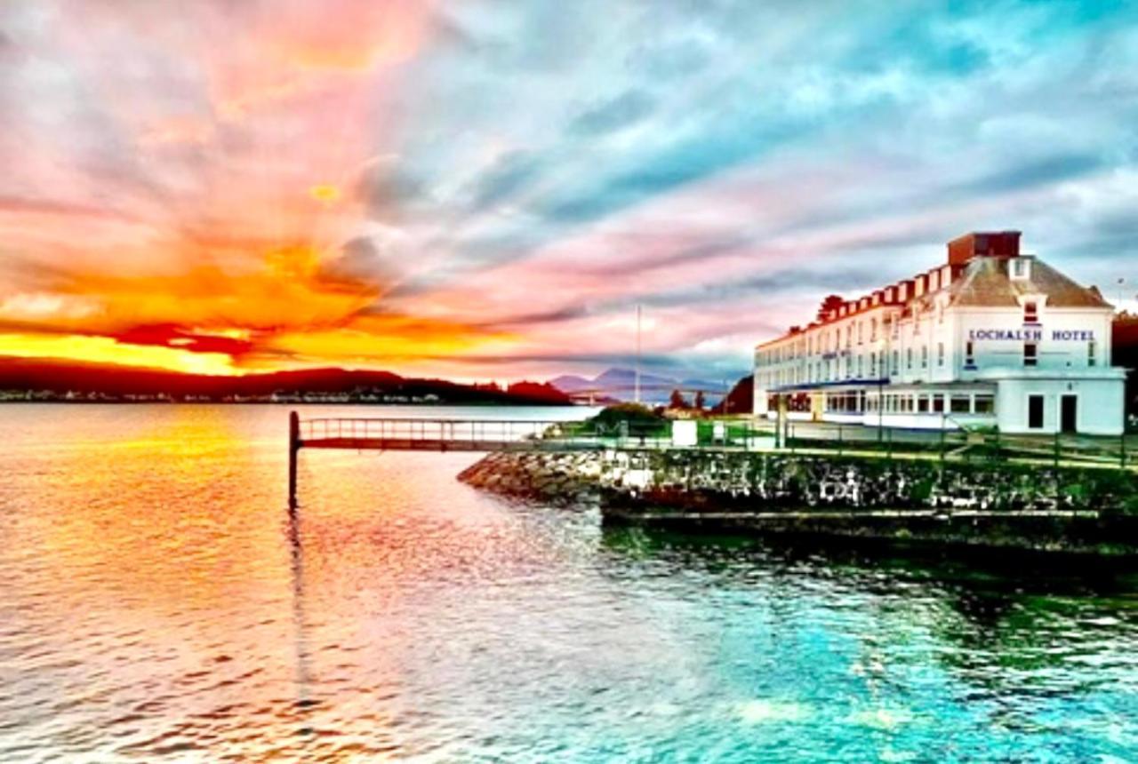 Lochalsh Hotel With Views To The Beautiful Isle Of Skye カイル・オブ・ロカルシュ エクステリア 写真