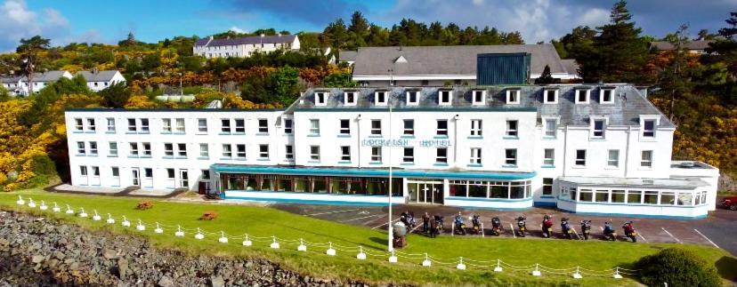 Lochalsh Hotel With Views To The Beautiful Isle Of Skye カイル・オブ・ロカルシュ エクステリア 写真