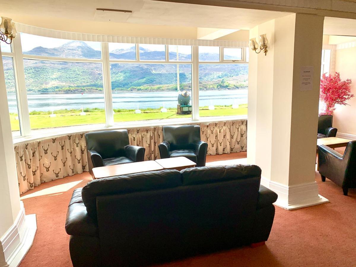 Lochalsh Hotel With Views To The Beautiful Isle Of Skye カイル・オブ・ロカルシュ エクステリア 写真